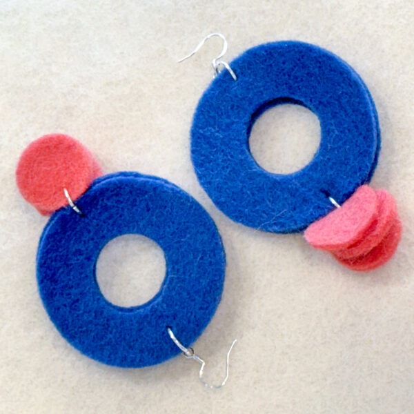 Small Wool Felt Hoop+Dot in Blue/Pink